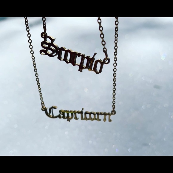 Zodiac sign necklaces - Picture 3 of 5